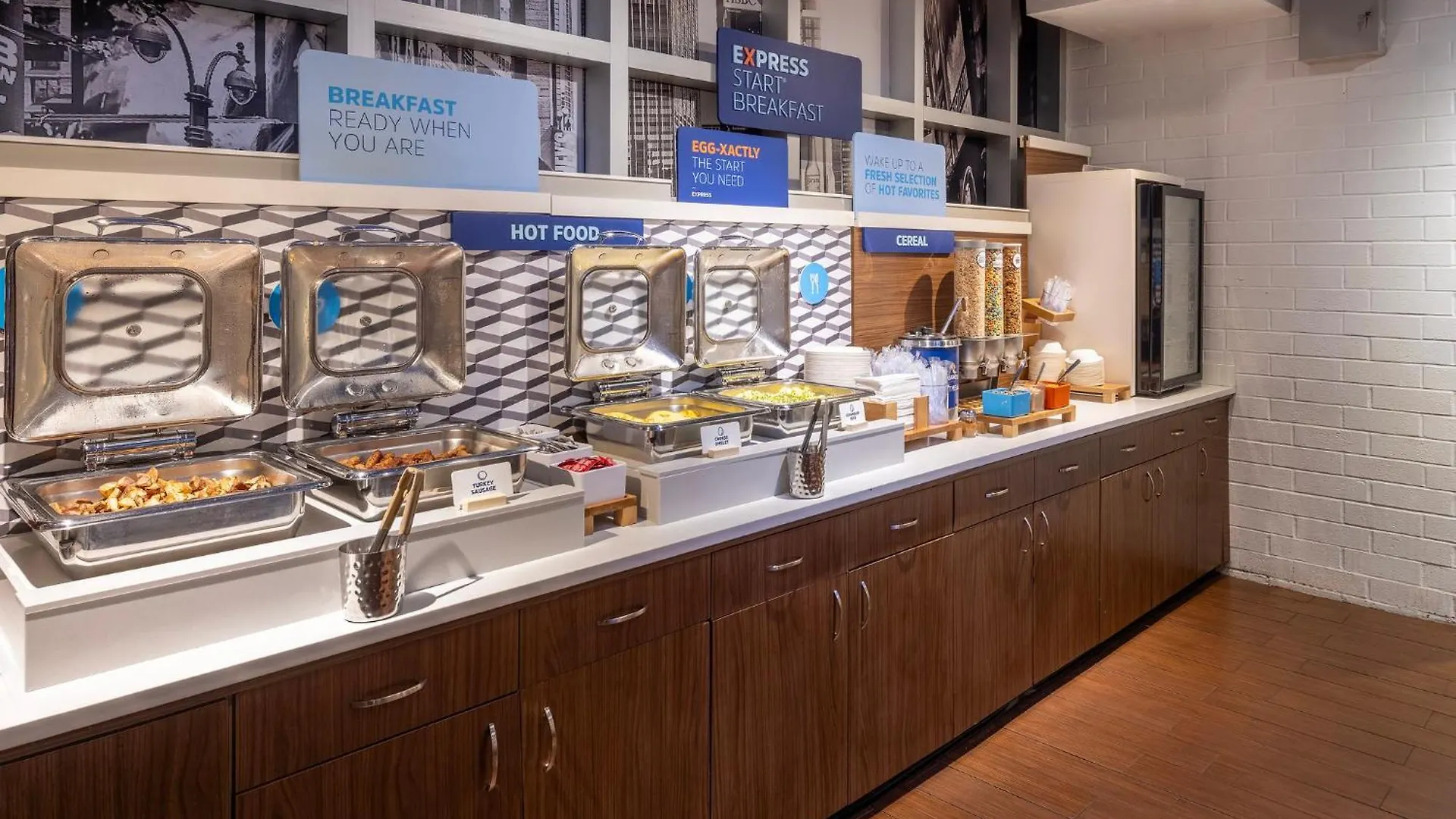 Holiday Inn Express - Times Square By Ihg New York 3*,