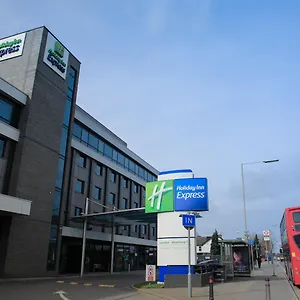 *** Hotel Express London Heathrow T5 By Ihg Großbritannien