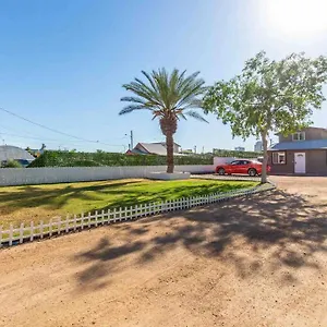 https://your-downtown-studio-with-all-amenities-unit-b.hotelsofphoenix.com