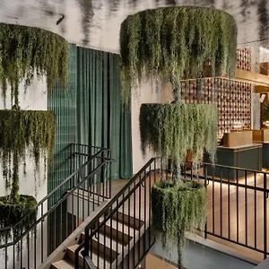 Arlo Midtown Otel