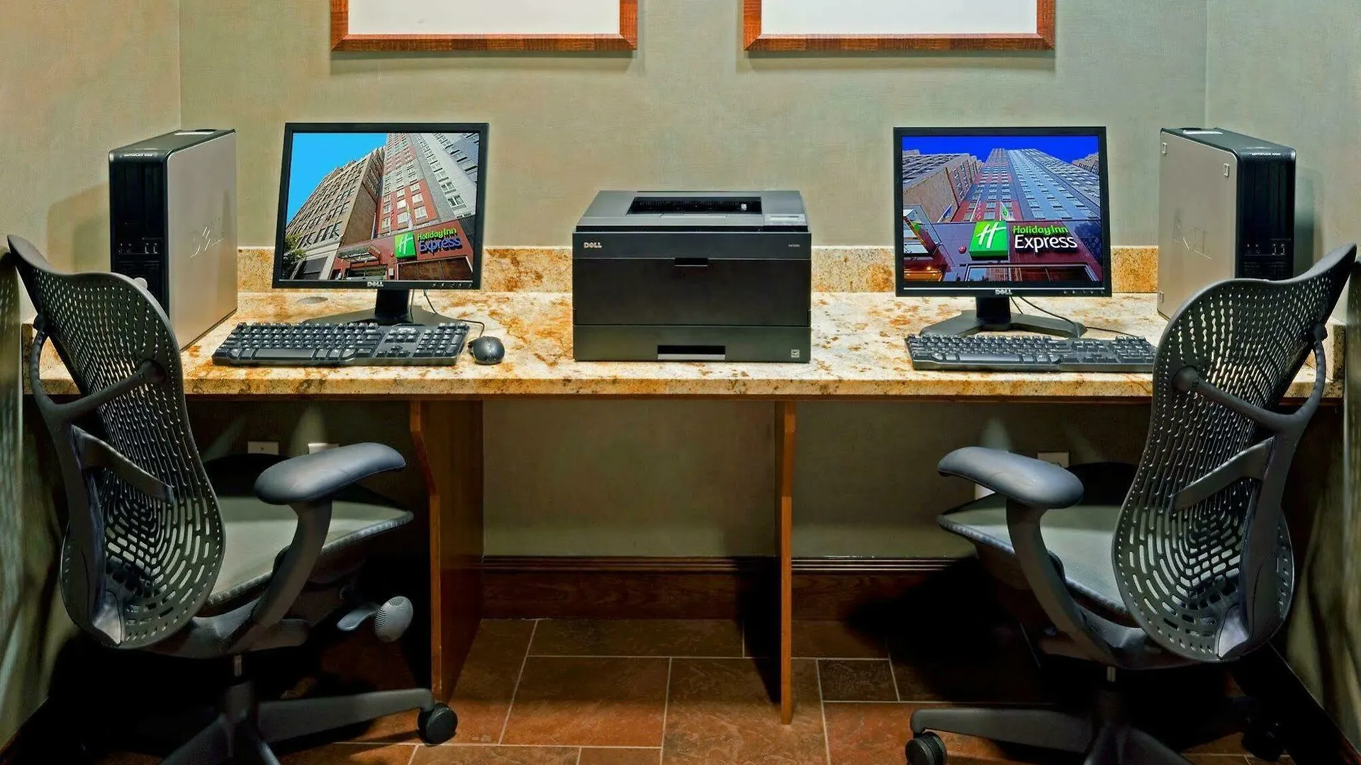 Holiday Inn Express - Times Square By Ihg New York Hotel