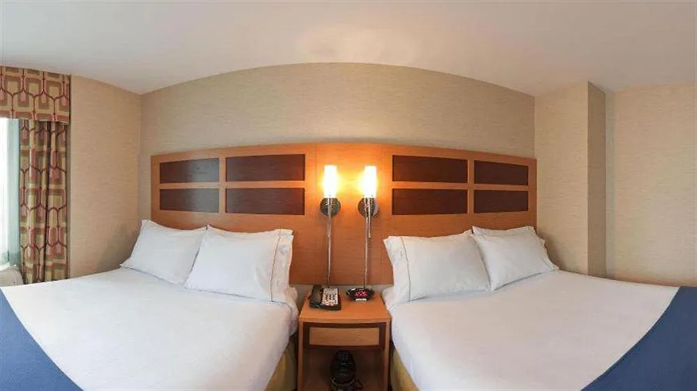 *** Hotel Holiday Inn Express - Times Square By Ihg New York Stati Uniti