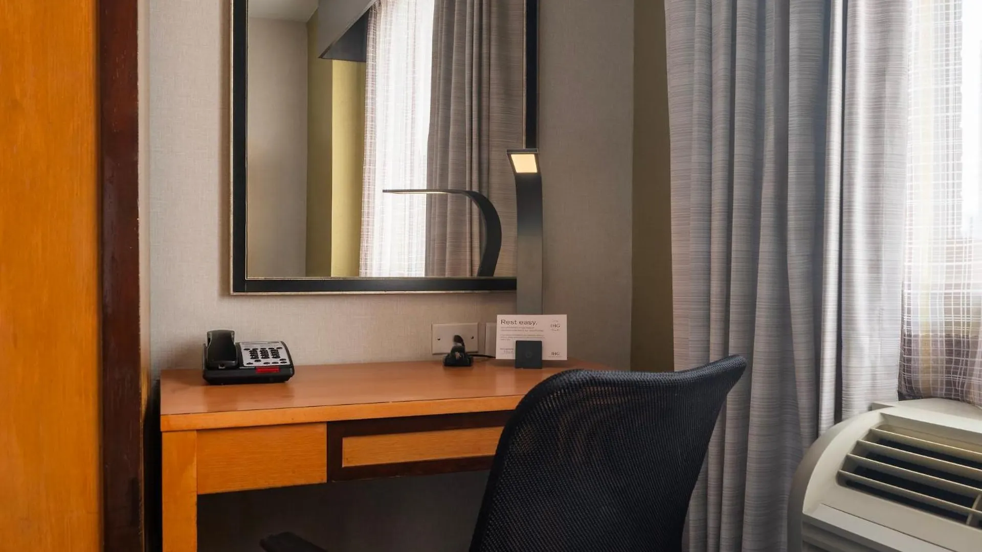 Holiday Inn Express - Times Square By Ihg Nowy Jork Hotel